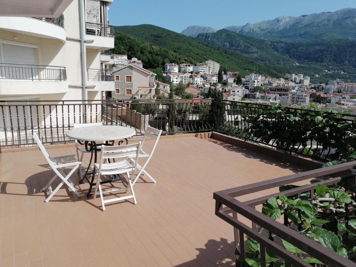 Lovely Apartment With Big Terrace In Budva Exterior photo